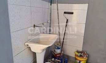 Imagem 3: Casa com ótima localização, 02 dormitórios com armários embutidos