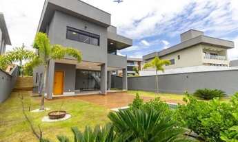 Imagem: Casa em Condomínio 4 Suítes à Venda