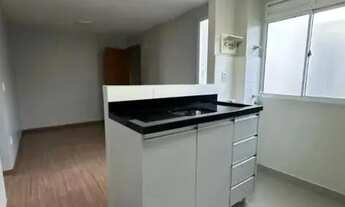 Imagem 4: Apartamento à Venda com 2 Quartos, Cozinha Planejada e Condomínio Completo