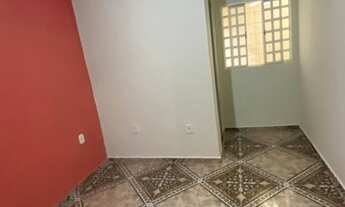 Imagem 2: VENDO UMA ÓTIMA CASA, ESCRITURADA, GRANDE DE 3 QUARTOS LOCALIZADO NA QN 01 DO RIACHO FUNDO