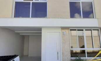 Imagem 2: Casa Duplex em Condomínio Fechado, Capim Macio com 96m², 3/4 Sendo 1 Suite