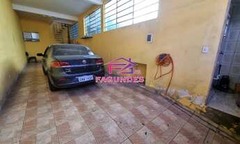 Imagem 7: Vende-se 2 casas com ponto comercial ( Em frente ao Hospital Balneário