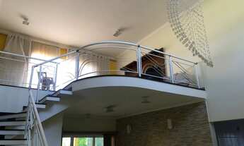 Imagem 5: Casa de condomínio para venda possui 359 metros quadrados com 4 quartos