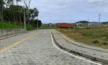 Imagem 3: Lote/Terreno para venda possui 330 metros quadrados