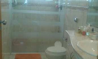 Imagem 7: Sobrado em local privilegiado. 3 dormitórios,1 suíte, 4 vagas. Próximo ao Golden Square Sh