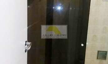 Imagem 7: Duas casas no mesmo terreno com piscina