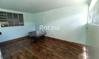 Imagem 3: Casa para aluguel, 2 quartos, 1 vaga, Martins - Uberlândia/MG