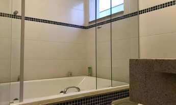 Imagem 7: Casa de condomínio sobrado para venda tem 229 metros quadrados com 4 quartos