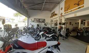 Imagem: Ponto Comercial -300m² Bosque dos Eucaliptos