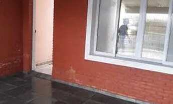 Imagem 2: ALUGO CASA Vila Zeze 3 dormitórios sendo uma suíte Ampla sala, cozinha 1 banheiro social