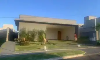 Imagem: Casa de condomínio térrea para venda possui