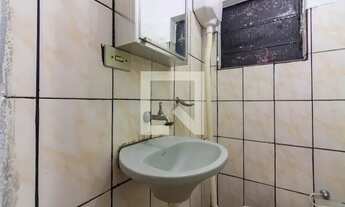 Imagem 7: Casa para Aluguel - Jardim Elvira, 2 Quartos, 24 m2