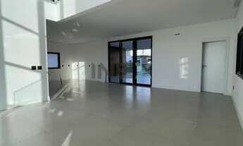 Imagem 3: CASA ALTO PADRÃO NO CONDOMÍNIO CALEDÔNIA em Camboriú - SC