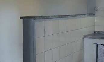 Imagem 2: Aluga-se kitnet Casa com 1 dormitório