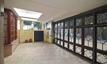 Imagem 2: Casa de vila, 3 dormitórios, 3 vagas de garagem, segurança 24h e portão automático