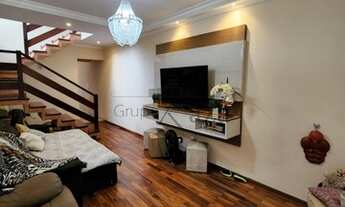 Imagem: Casa Sobrado no bosque dos Eucaliptos Com