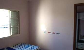 Imagem 2: Casa para Venda em Bauru, Núcleo Habitacional Vereador Edson Francisco da Silva, 4 dormitó