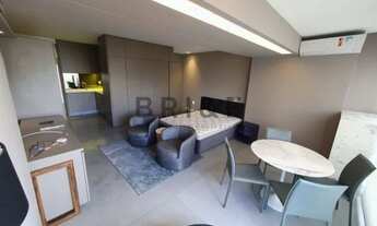 Imagem: Studio amplo, mobiliado e com ótima ventilação