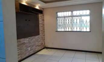 Imagem 1: Compreemore,2/4,1 andar,1 vão de escada, frente de rua,saboeiro( final de linha,financia