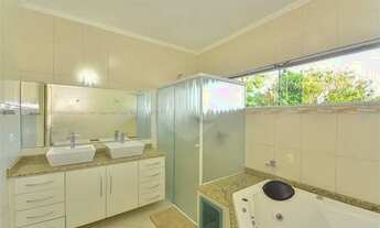 Imagem 4: Casa Residencial no Portão com 419m², 5 quartos, 3 suítes, 8 vagas