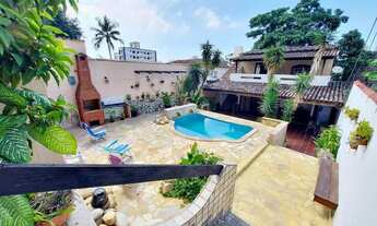 Imagem: AMPLO SOBRADO COM PISCINA E CHURRASQUEIRA!