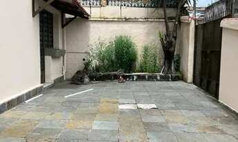 Imagem 2: Sobrado para aluguel possui 140 metros quadrados com 4 quartos em Benfica - Juiz de Fora