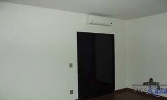 Imagem 3: Duplex para aluguel possui 240 metros quadrados com 4 quartos