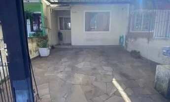 Imagem 3: Casa em Porto Alegre, no bairro Hípica, com 2 dormitório(s), e 2 banheiros, à venda