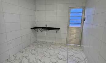 Imagem 3: VENDO ESSA CASA NO PARQUE 10 - PROX AO VENEZA. PRONTA PARA MORAR