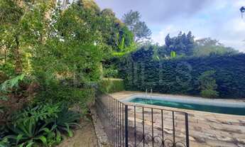 Imagem: Terreno de 1.720m² à venda em Pendotiba