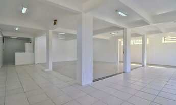 Imagem 2: CASA COM SALA COMERCIAL