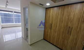 Imagem 2: Sala moderna e iluminada à venda no A5 Offices, Recreio dos Bandeirantes, Rio de Janeiro