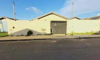 Imagem: CASA COM 3 QUARTOS SENDO 1 SUÍTE