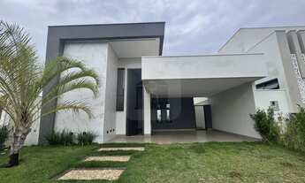 Imagem 3: Casa em condomínio fechado para locação no bairro Jardim Botânico