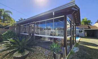 Imagem 4: Casa com Área de Festas e Piscina no Centro - Barra Velha/SC