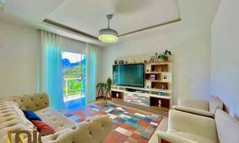 Imagem 4: Casa à Venda em Teresópolis Ampla, Moderna e com Possibilidade de Porteira Fechada!