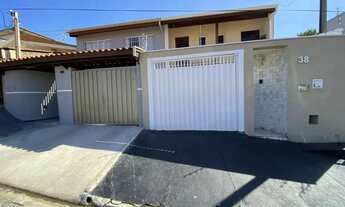 Imagem 2: Casa em Americana