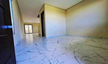 Imagem 2: Casa à Venda no Campeche - 3 Dormitórios - Próximo da Avenida Pequeno Príncipe