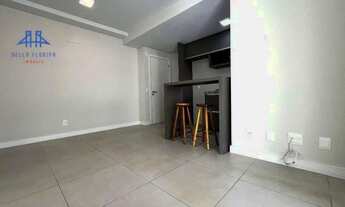 Imagem 7: Apartamento com 2 dormitórios para alugar, 75 m² por R$ 5.278,00/mês - Centro - Florianópo