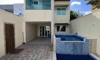 Imagem: Casa com 4 quartos para alugar, localizada