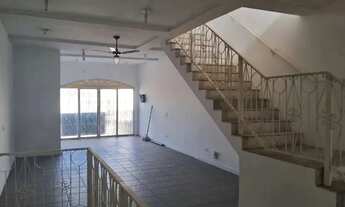 Imagem: Imóvel para venda possui 300 m² em Centro