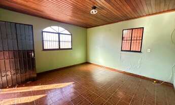 Imagem 2: Casa no Parque 10 de Novembro - 2 Quartos(suíte) - Financiável