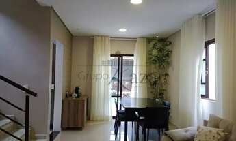 Imagem 2: Casa Sobrado - Jacareí - Villa Branca - 3 Dormitórios - 250m²