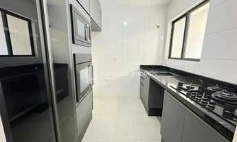 Imagem 6: Sobrado para aluguel possui 120 metros quadrados com 3 quartos em Cajuru - Curitiba - PR