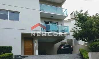 Imagem: Casa de condomínio em Rua Alexandre de