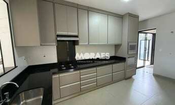 Imagem 6: Casa em Condomínio Fechado com 4 suítes, 3 vagas, para alugar, 433 m² por R$ 12.000/mês