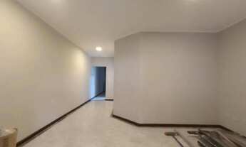 Imagem: Casa com 2 Dormitórios, Suíte, Vaga Coberta