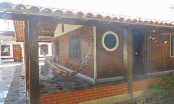 Imagem 4: Aluga-se suítes mobiliadas (tipo quitinete) - no Centro de Rio das Ostras - RJ