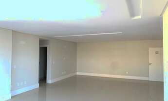 Imagem 10: Apartamento para venda tem 137 metros quadrados com 3 quartos em Centro - Balneário Cambor