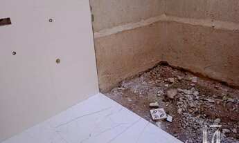 Imagem 7: Sobrado para Venda em Curitiba, Pinheirinho, 3 dormitórios, 2 banheiros, 1 vaga